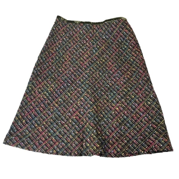 Parisian Signature Tweed Skirt - Picture 4 of 9